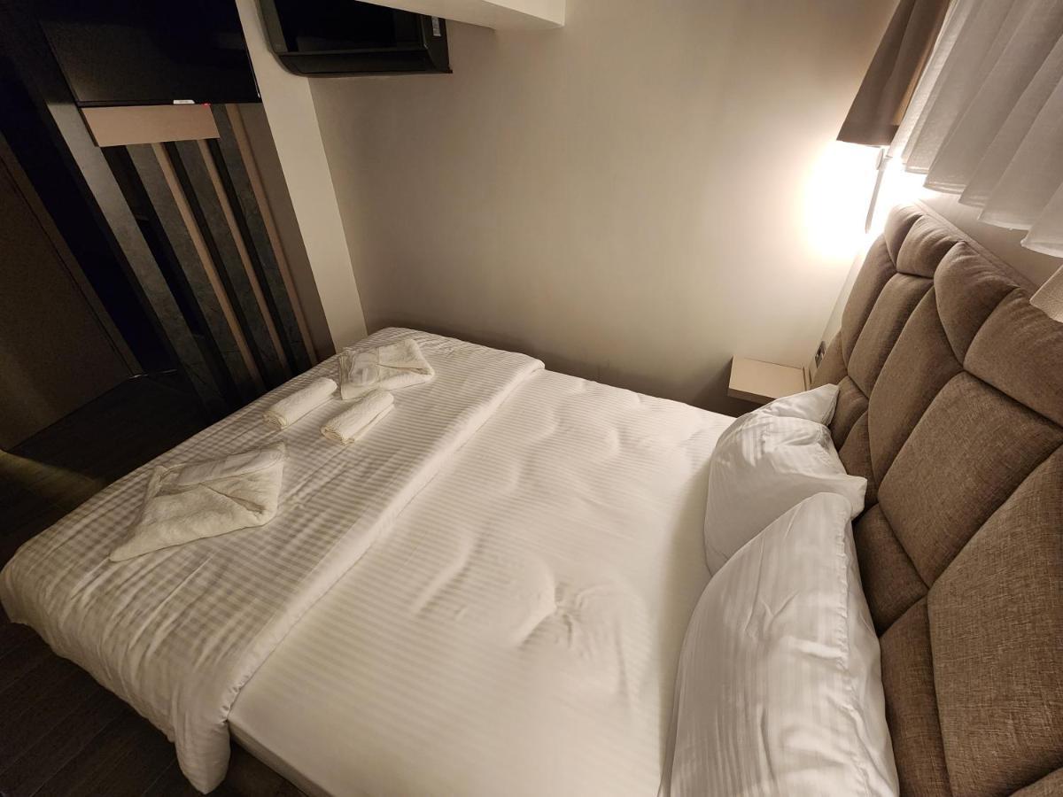 Talles City Hotel Izmir Exteriör bild